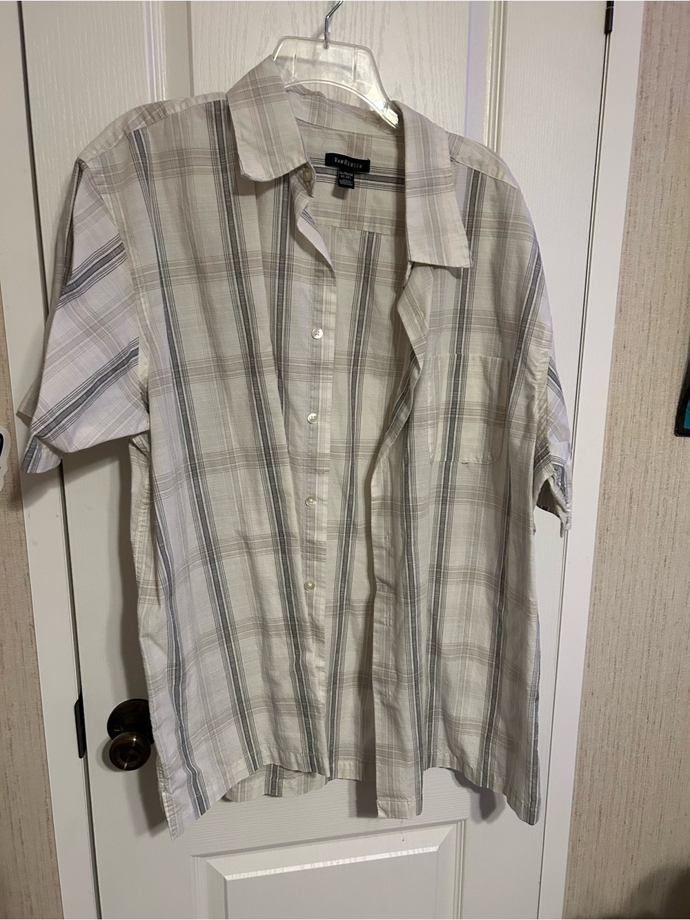 Van Heusen Men’s Short-Sleeve Plaid Button-Down Shirt - White & Gray
